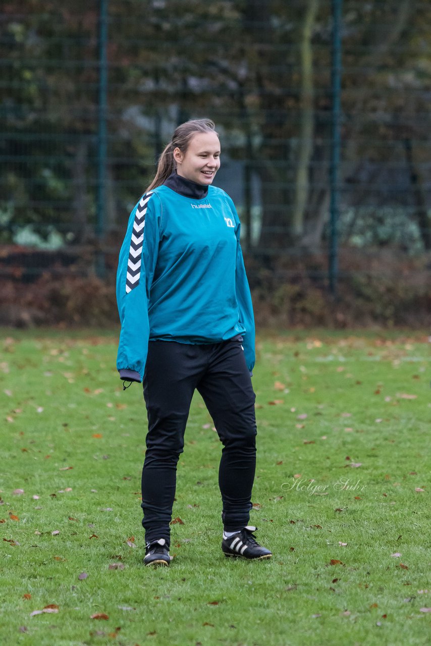 Bild 204 - Frauen SV Henstedt Ulzburg II - TSV Russee : Ergebnis: 5:0